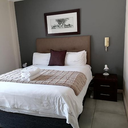 Emabheleni Executive Suites Westpoint Johannesburg Ngoại thất bức ảnh