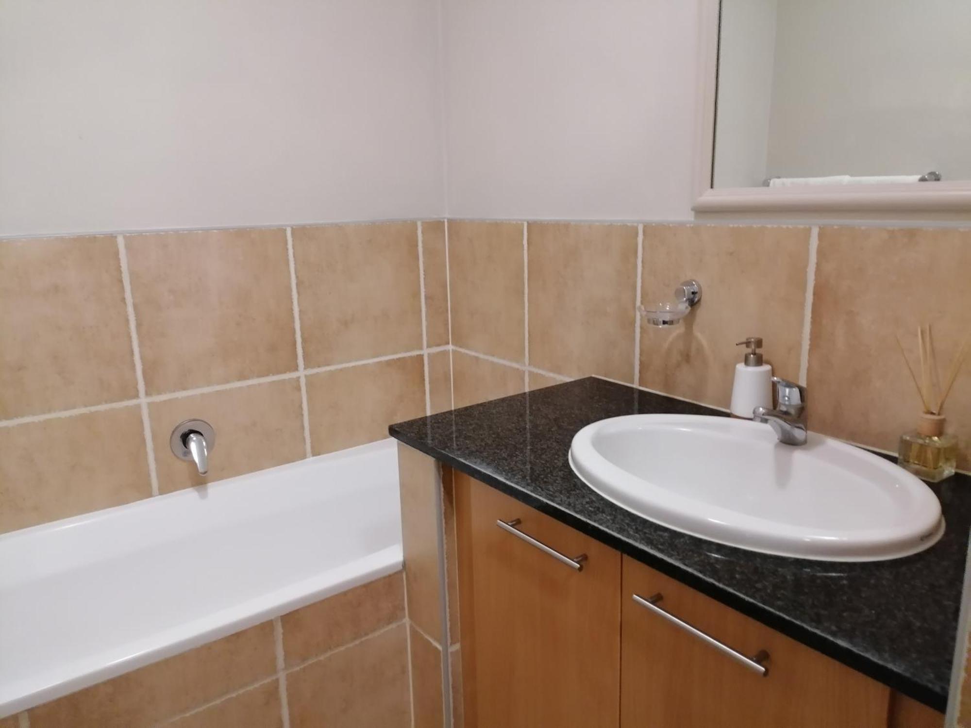 Emabheleni Executive Suites Westpoint Johannesburg Ngoại thất bức ảnh