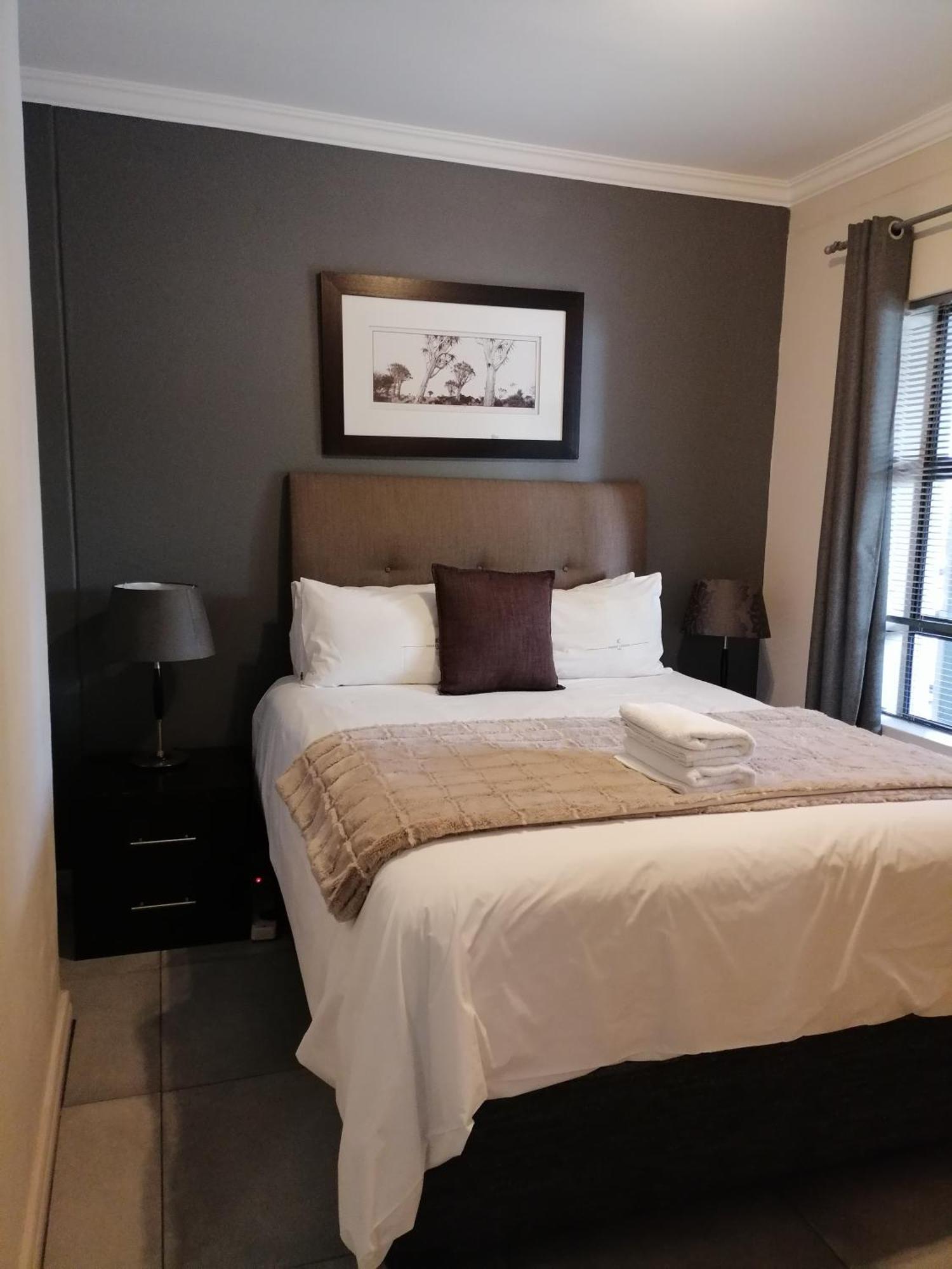 Emabheleni Executive Suites Westpoint Johannesburg Ngoại thất bức ảnh