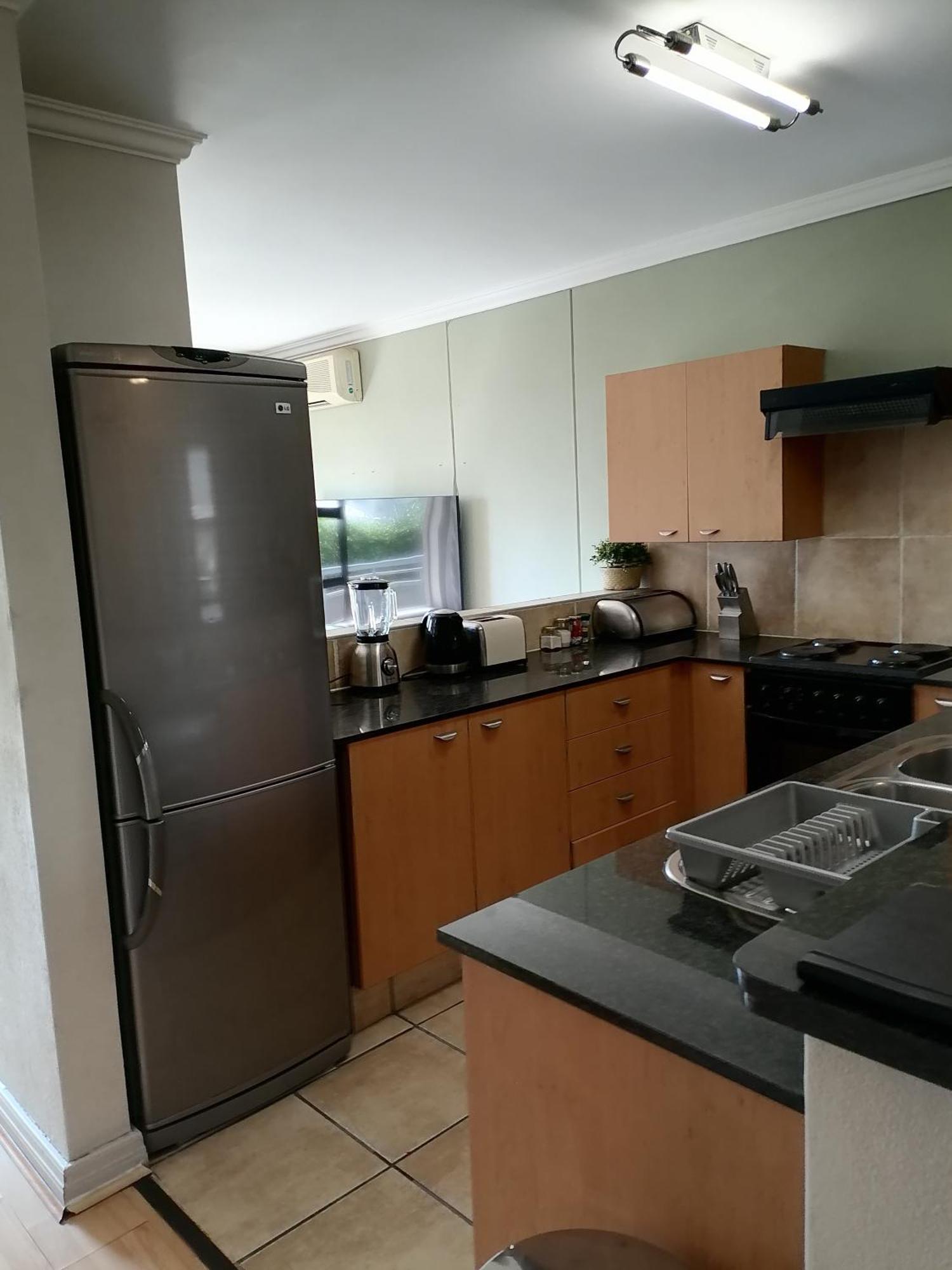 Emabheleni Executive Suites Westpoint Johannesburg Ngoại thất bức ảnh